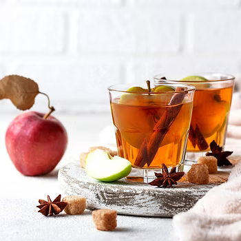 Hot Spiced Apple (Kinderwein) – A Cosy, Family-Friendly Classic